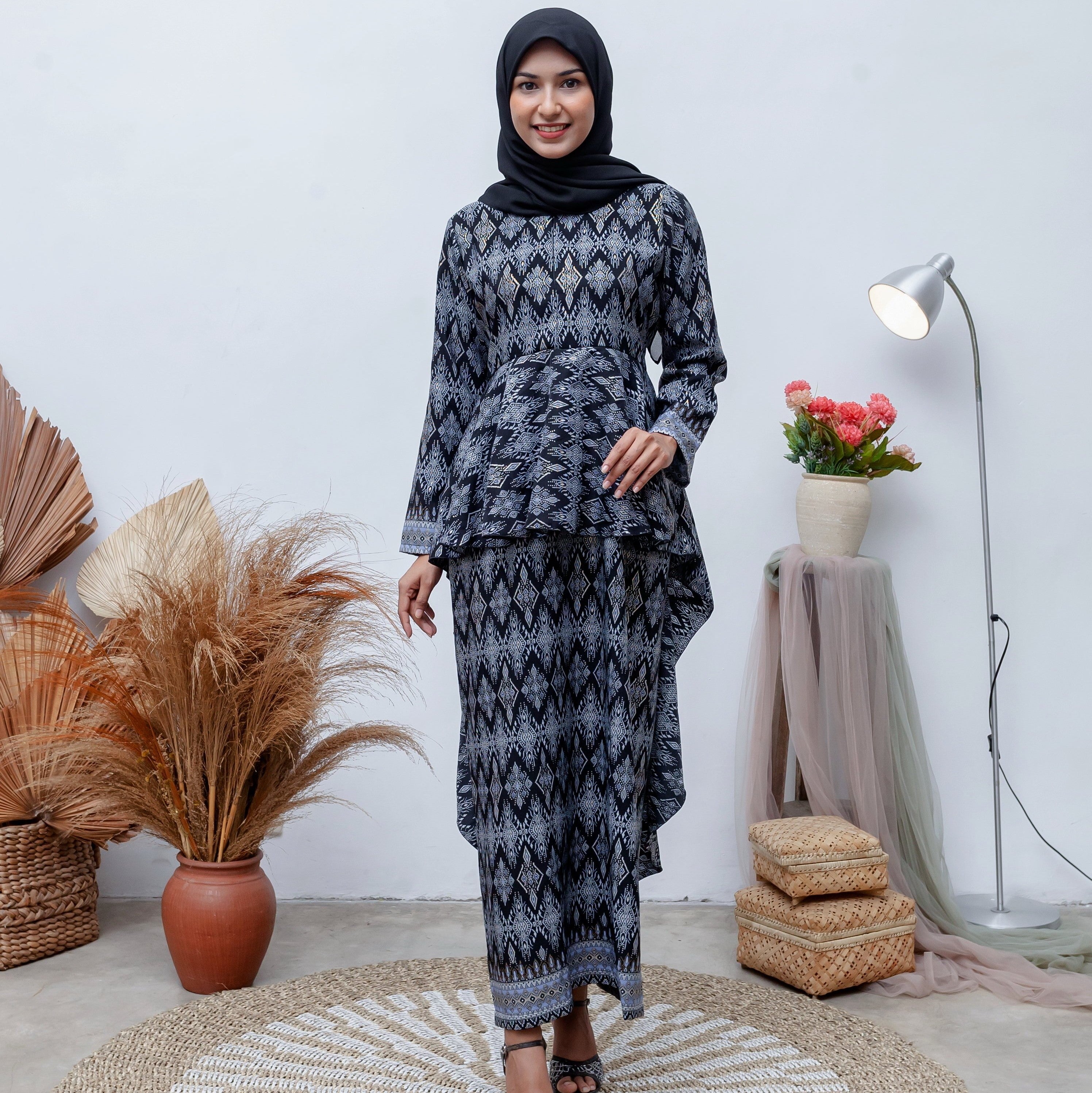 Clearance Ladies Dress / Set