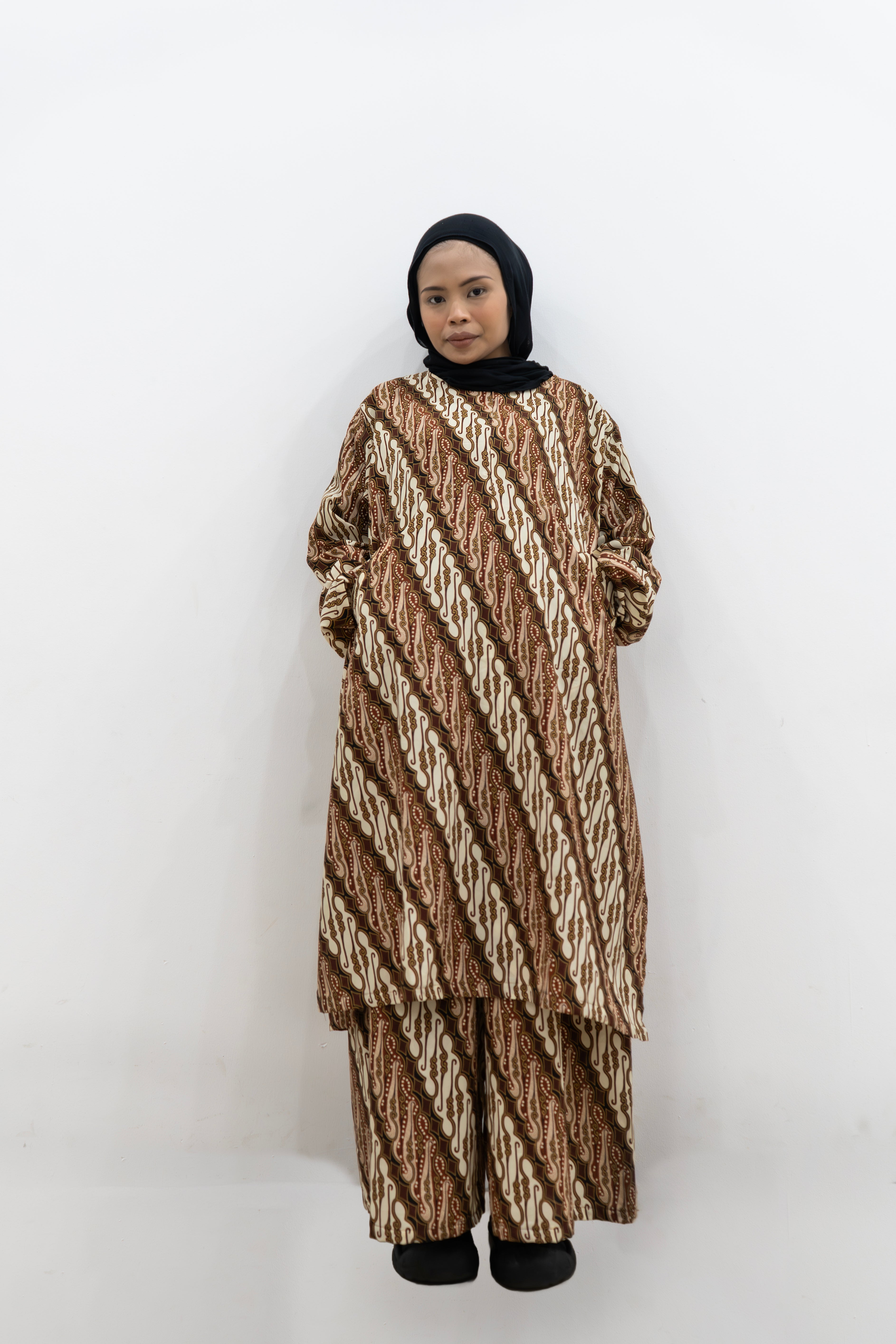 Clearance Ladies Dress / Set