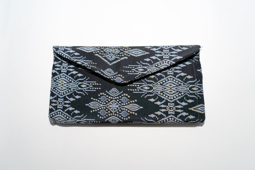 Pouches Batik & Songket