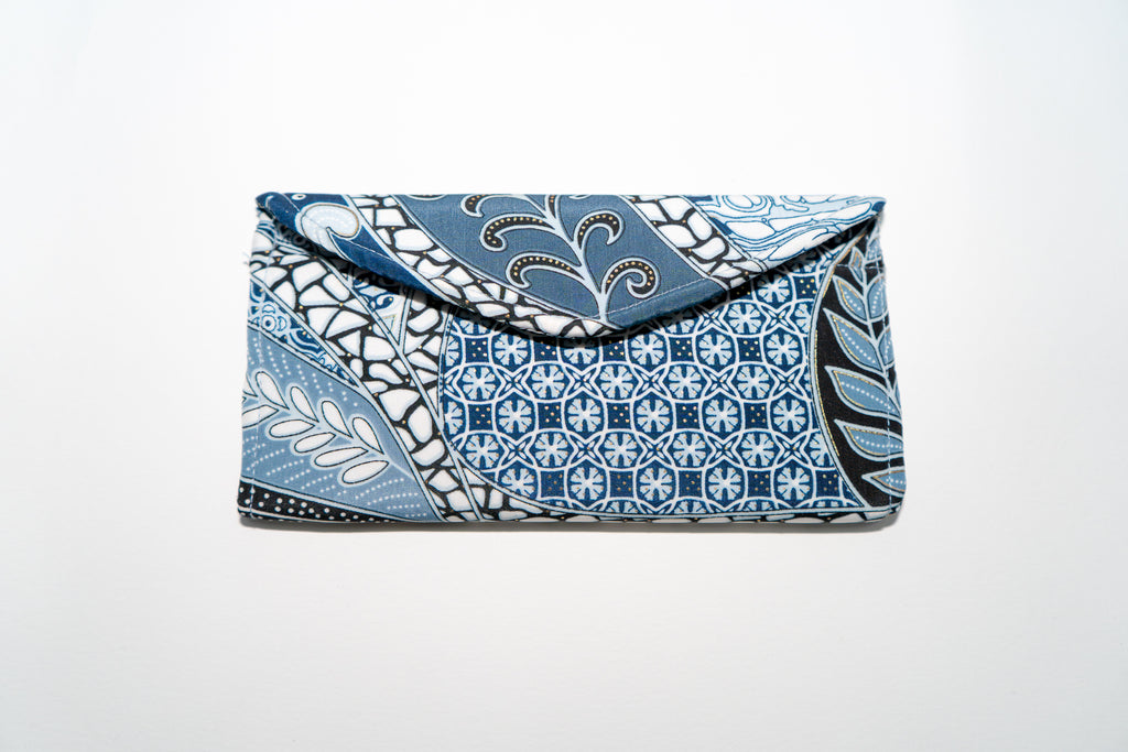 Pouches Batik & Songket