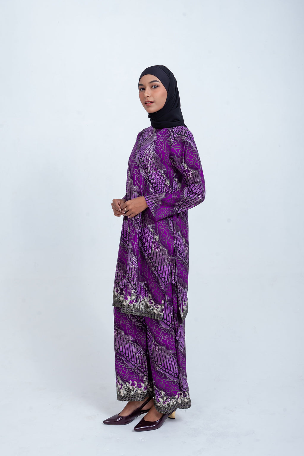 Clearance Ladies Dress / Set