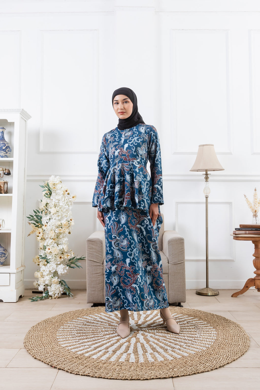 Clearance Ladies Dress / Set