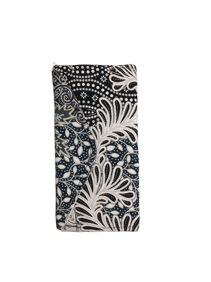 Pouches Batik & Songket